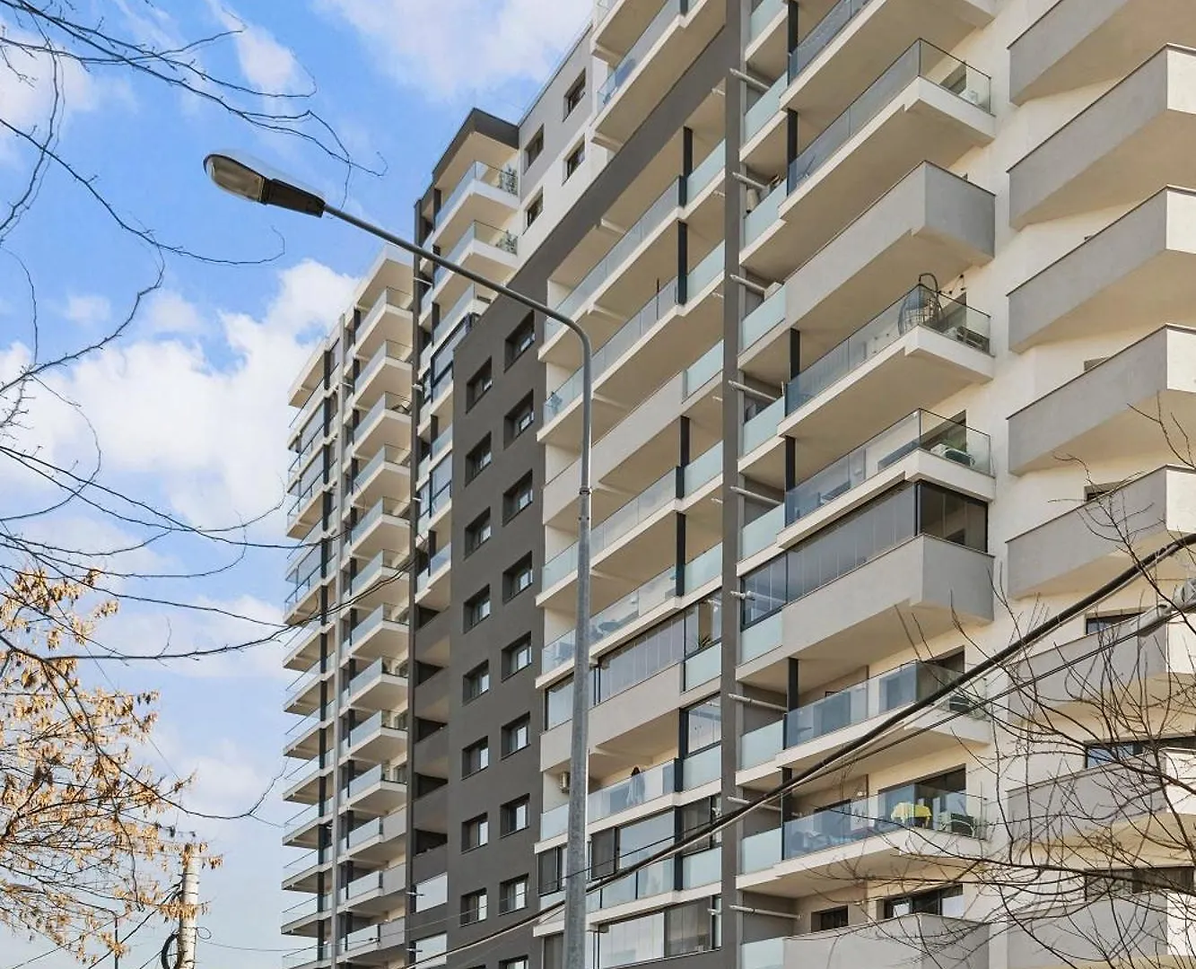 Ultra-Modern & Spacious 2Br Apartment With Balcony Boekarest